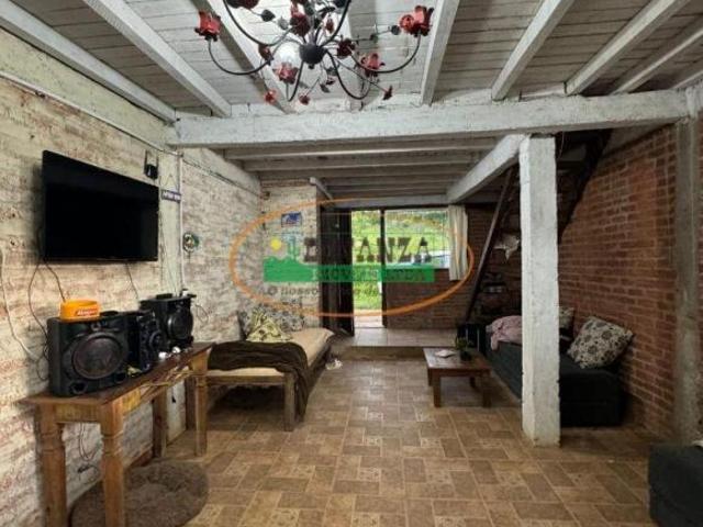 Casa venda em Nazareno, Região Geográfica Intermediária de Juiz de Fora