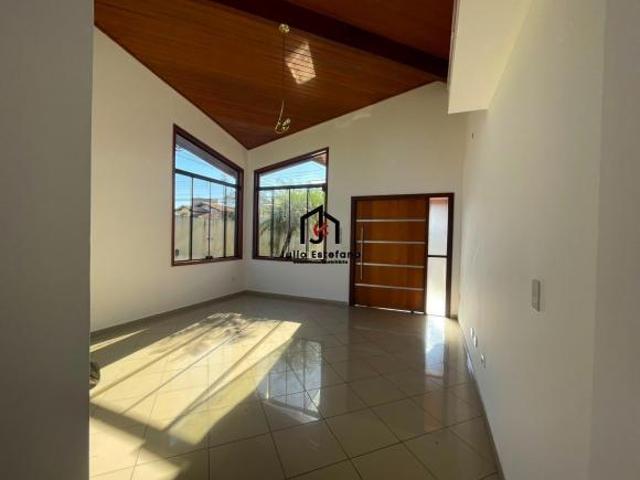 Casa venda em Região Imediata de Taubaté-Pindamonhangaba, Região Metropolitana do Vale do Paraíba e Litoral Norte
