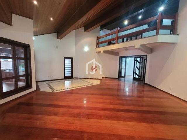 Casa venda em Região Imediata de Taubaté-Pindamonhangaba, Região Metropolitana do Vale do Paraíba e Litoral Norte