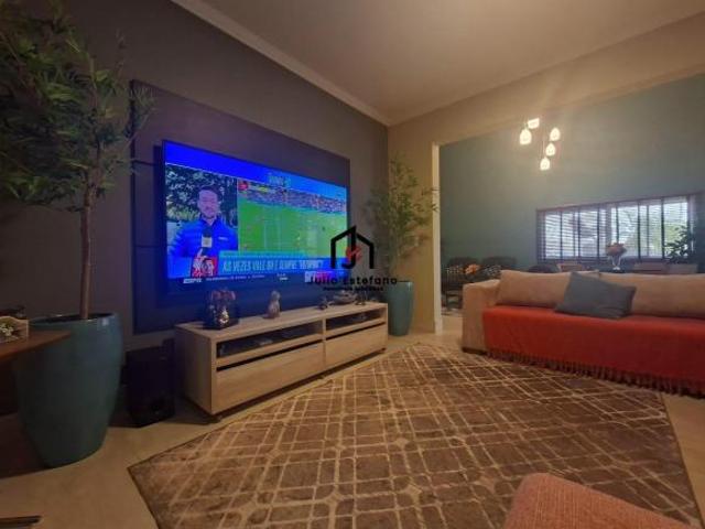 Casa venda em Região Imediata de Taubaté-Pindamonhangaba, Região Metropolitana do Vale do Paraíba e Litoral Norte
