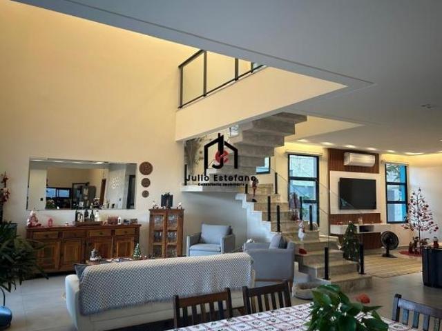 Casa venda em Região Imediata de Taubaté-Pindamonhangaba, Região Metropolitana do Vale do Paraíba e Litoral Norte