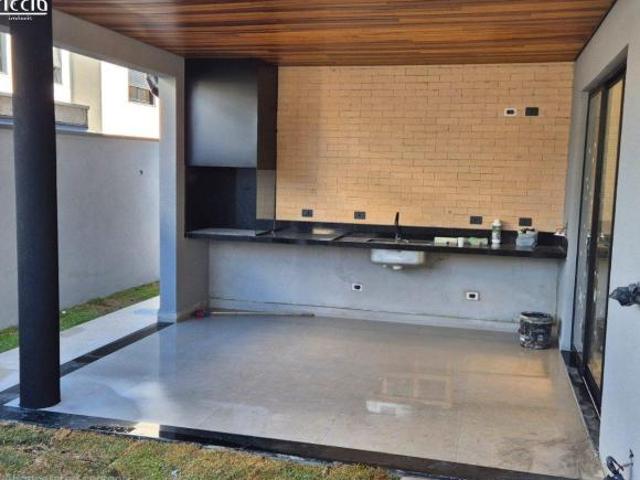 Casa venda em Região Imediata de São José dos Campos, Região Metropolitana do Vale do Paraíba e Litoral Norte