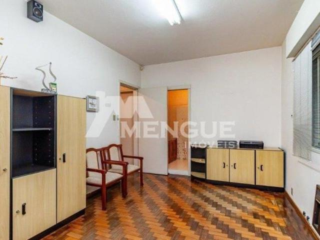Casa venda em Santa Maria Goretti, Porto Alegre