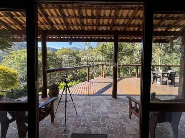 Casa venda em Região Imediata de Taubaté-Pindamonhangaba, Região Metropolitana do Vale do Paraíba e Litoral Norte