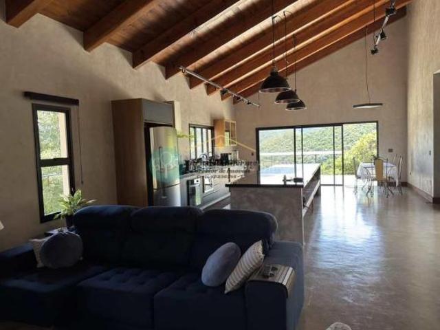 Casa venda em Região Imediata de Taubaté-Pindamonhangaba, Região Metropolitana do Vale do Paraíba e Litoral Norte