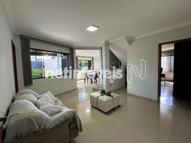 Casa venda em Região Geográfica Imediata do Distrito Federal, Região Integrada de Desenvolvimento do Distrito Federal e Entorno