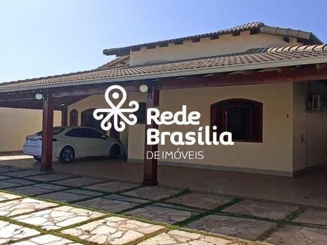 Casa venda em Região Geográfica Imediata do Distrito Federal, Região Integrada de Desenvolvimento do Distrito Federal e Entorno
