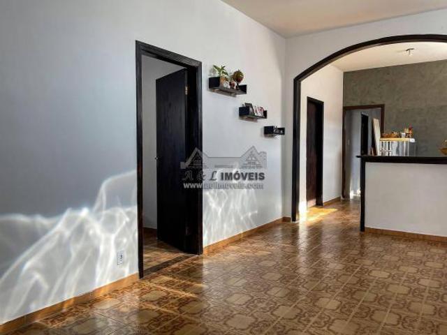 Casa venda em Região Imediata de Taubaté-Pindamonhangaba, Região Metropolitana do Vale do Paraíba e Litoral Norte