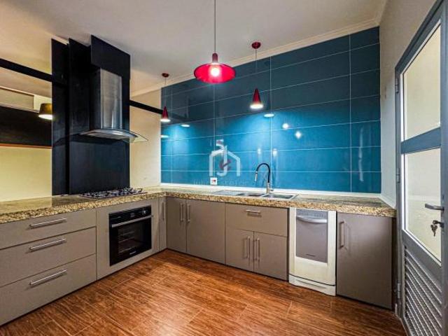 Casa venda em Região Imediata de Taubaté-Pindamonhangaba, Região Metropolitana do Vale do Paraíba e Litoral Norte
