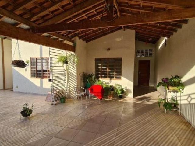 Casa venda em Região Imediata de Taubaté-Pindamonhangaba, Região Metropolitana do Vale do Paraíba e Litoral Norte