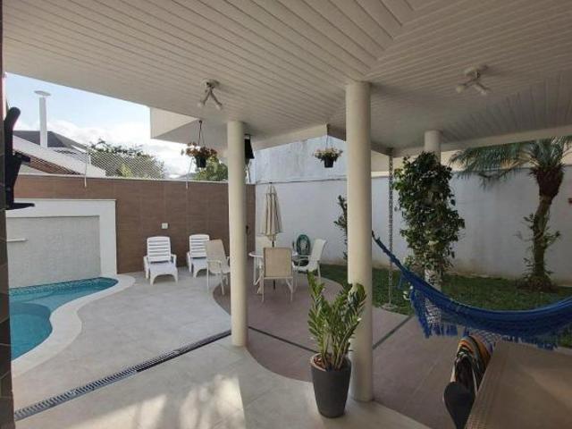 Casa venda em Região Imediata de São José dos Campos, Região Metropolitana do Vale do Paraíba e Litoral Norte