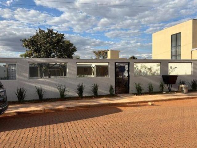Casa venda em Condomínio Ville de Montagne, Jardim Botânico