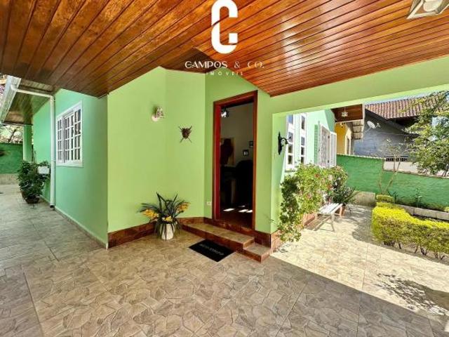Casa venda em Região Imediata de Taubaté-Pindamonhangaba, Região Metropolitana do Vale do Paraíba e Litoral Norte