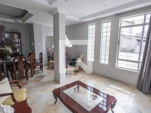 Casa venda em Região Geográfica Imediata de Belo Horizonte, Região Metropolitana de Belo Horizonte