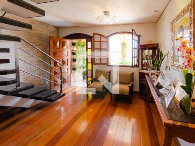 Casa venda em Região Geográfica Imediata de Belo Horizonte, Região Metropolitana de Belo Horizonte