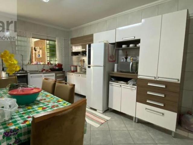 Casa venda em Região Geográfica Imediata de Londrina, Londrina