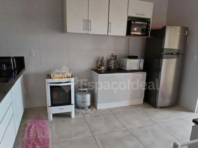 Casa venda em Agudos