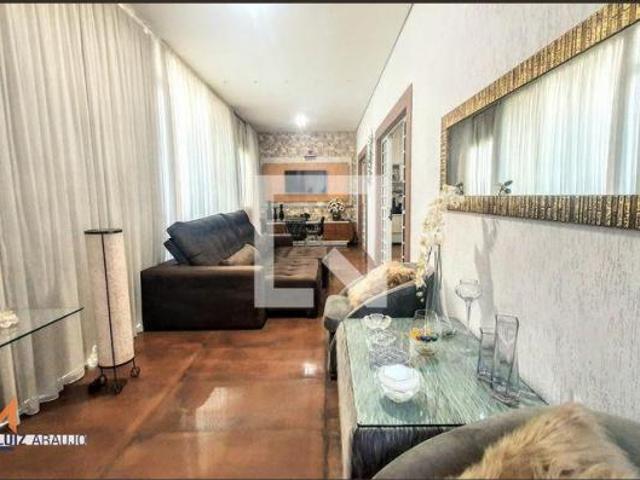 Casa venda em Região Geográfica Imediata de Belo Horizonte, Região Metropolitana de Belo Horizonte