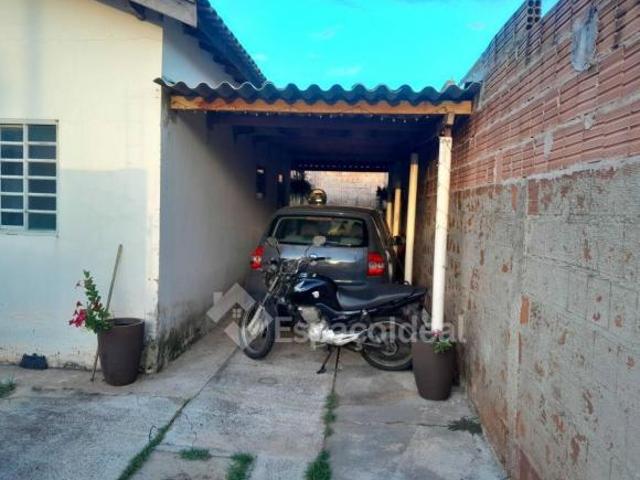 Casa venda em Agudos