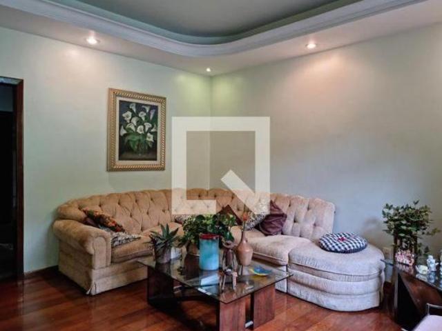 Casa venda em Região Geográfica Imediata de Belo Horizonte, Região Metropolitana de Belo Horizonte