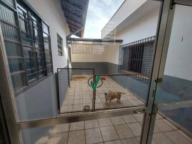 Casa venda em Região Imediata de Taubaté-Pindamonhangaba, Região Metropolitana do Vale do Paraíba e Litoral Norte