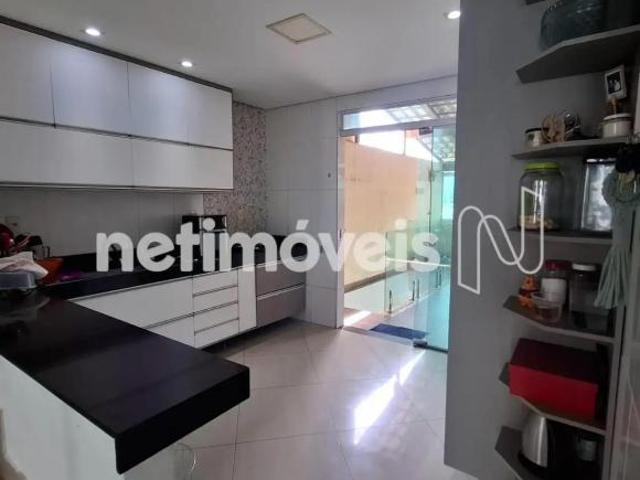 Casa venda em Região Geográfica Imediata de Belo Horizonte, Região Metropolitana de Belo Horizonte