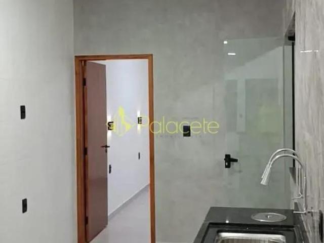 Casa venda em Região Imediata de Taubaté-Pindamonhangaba, Região Metropolitana do Vale do Paraíba e Litoral Norte