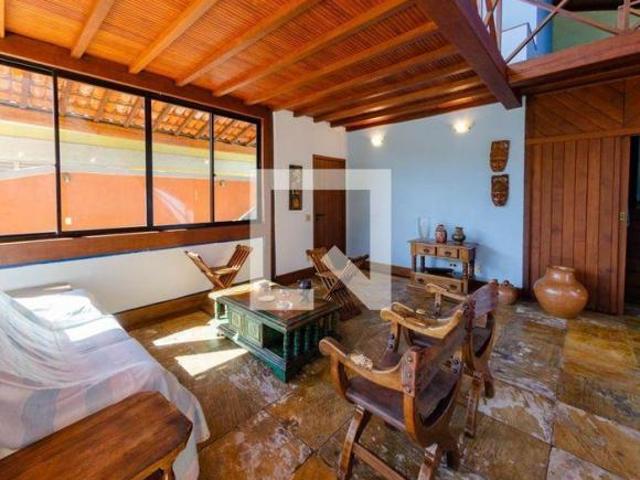 Casa venda em Região Geográfica Imediata de Belo Horizonte, Região Metropolitana de Belo Horizonte
