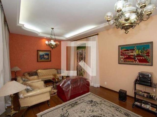 Casa venda em Região Geográfica Imediata de Belo Horizonte, Região Metropolitana de Belo Horizonte