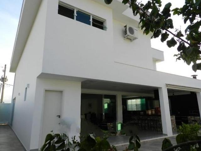 Casa venda em Região Imediata de Taubaté-Pindamonhangaba, Região Metropolitana do Vale do Paraíba e Litoral Norte