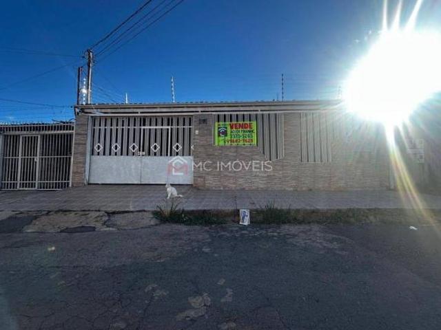 Casa venda em Região Geográfica Imediata do Distrito Federal, Região Integrada de Desenvolvimento do Distrito Federal e Entorno