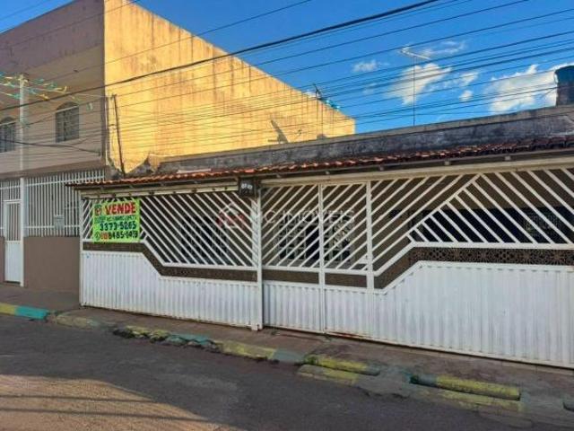 Casa venda em Região Geográfica Imediata do Distrito Federal, Região Integrada de Desenvolvimento do Distrito Federal e Entorno