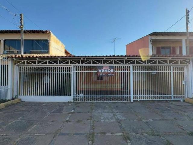 Casa venda em Região Geográfica Imediata do Distrito Federal, Região Integrada de Desenvolvimento do Distrito Federal e Entorno