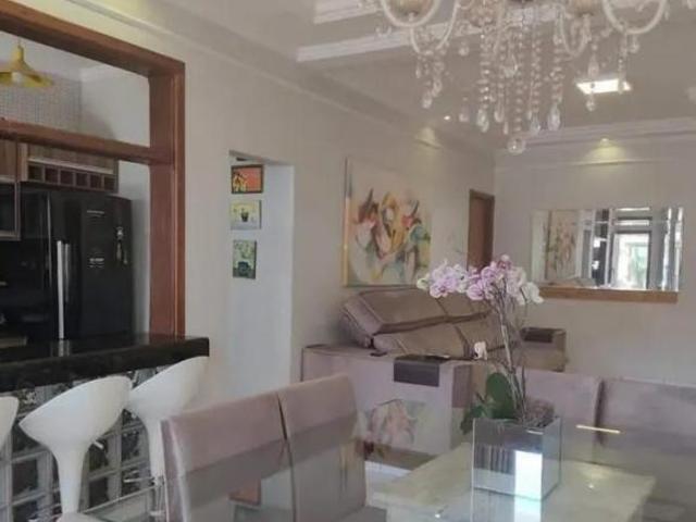 Casa venda em Taboão da Serra
