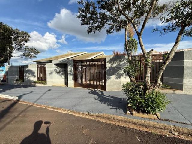 Casa venda em Região Geográfica Imediata de Apucarana, Apucarana