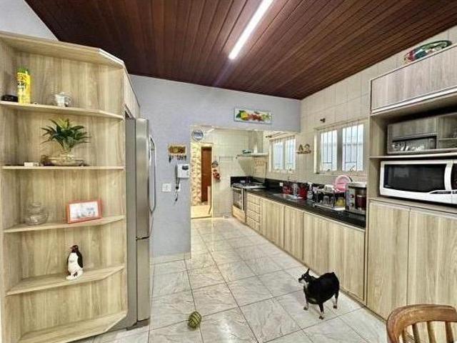 Casa venda em Vila Medon, Americana