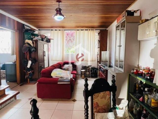 Casa venda em Região Imediata de Taubaté-Pindamonhangaba, Região Metropolitana do Vale do Paraíba e Litoral Norte