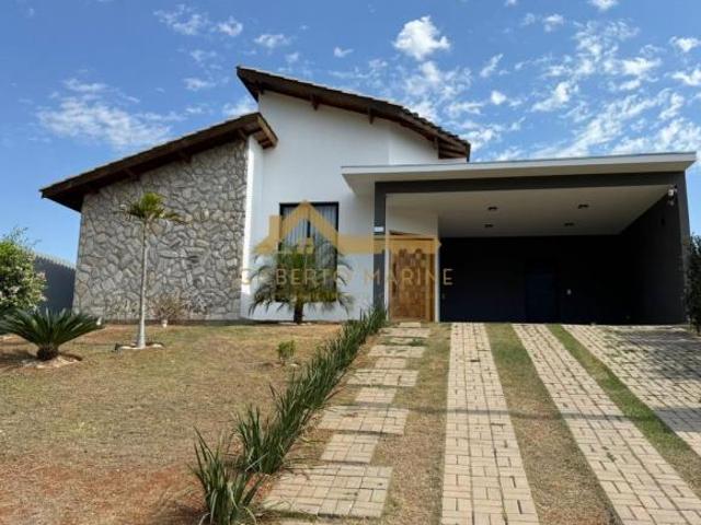Casa venda em Condominio Ninho Verde, Quadra