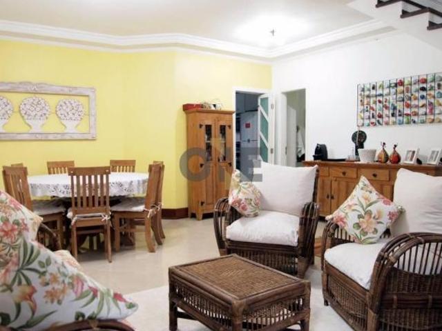 Casa venda em Jardim Ana Estela, Carapicuíba