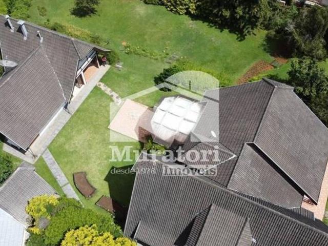 Casa venda em Vila Paulista, Campos do Jordão