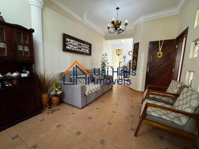 Casa venda em Camargos, Belo Horizonte