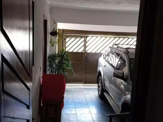 Casa venda em Penha II, Passos