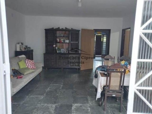 Casa venda em Região Imediata de Guaratinguetá, Região Metropolitana do Vale do Paraíba e Litoral Norte