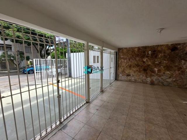 Casa venda em Região Imediata de São José dos Campos, Região Metropolitana do Vale do Paraíba e Litoral Norte