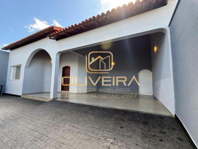 Casa venda em Região Geográfica Imediata de Patrocínio, Patrocínio