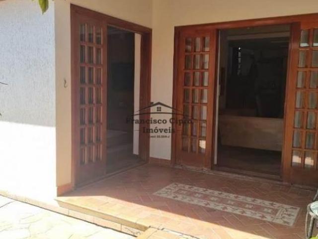 Casa venda em Região Imediata de Guaratinguetá, Região Metropolitana do Vale do Paraíba e Litoral Norte