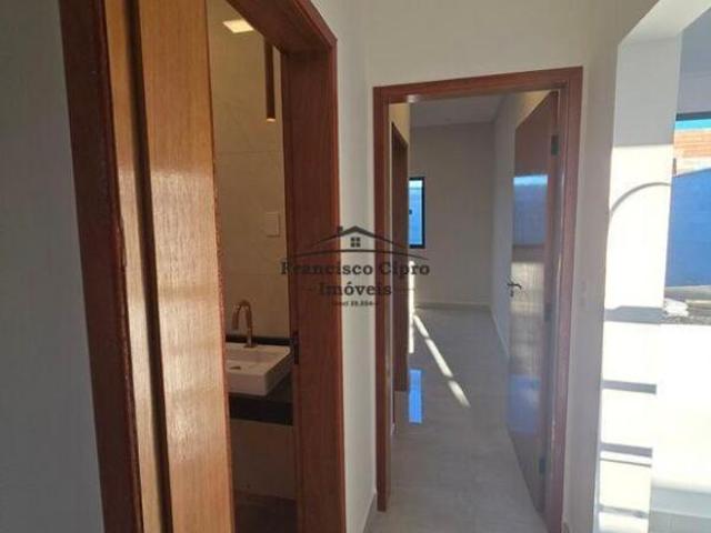 Casa venda em Região Imediata de Guaratinguetá, Região Metropolitana do Vale do Paraíba e Litoral Norte