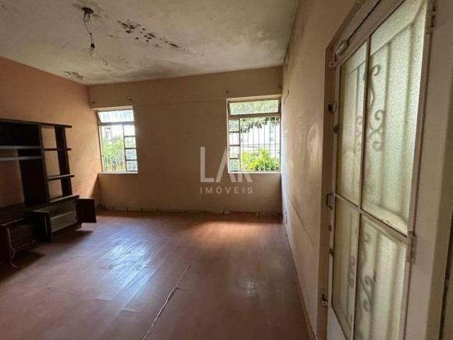 Casa venda em Regional Centro-Sul, Belo Horizonte