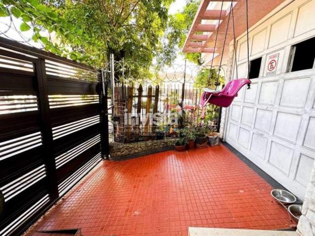 Casa venda em Santos