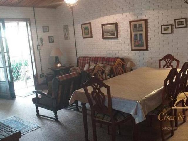 Casa venda em Região Imediata de Taubaté-Pindamonhangaba, Região Metropolitana do Vale do Paraíba e Litoral Norte